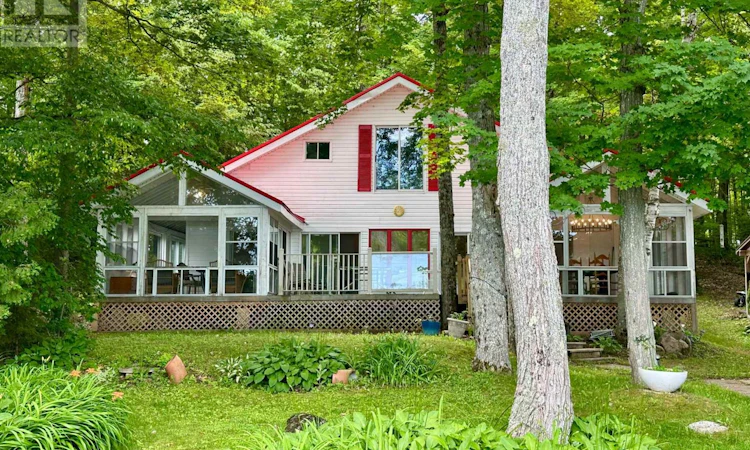 38 Dewey's Island