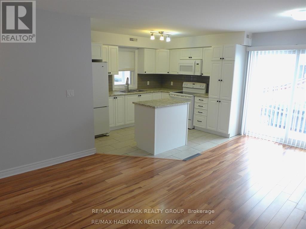 3-216 Carillon Street, Ottawa, ON, K1L 5X8 - 4