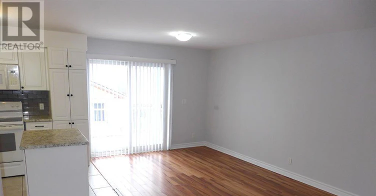 3-216 Carillon Street, Ottawa, ON, K1L 5X8 - 2