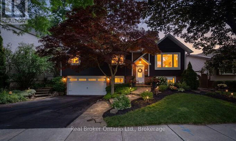 4162 Sutherland Crescent