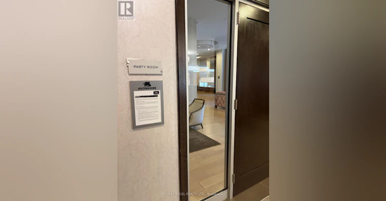 423-100 Harrison Garden Boulevard, Toronto, ON, M2N 0C2 - 3