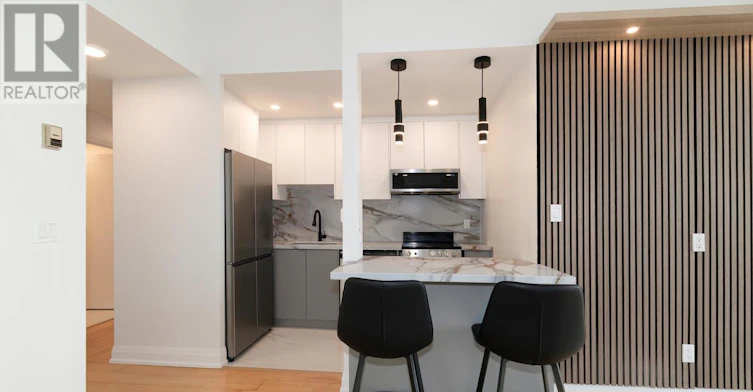302-1901 Yonge Street, Toronto, ON, M4S 1Y6 - 3