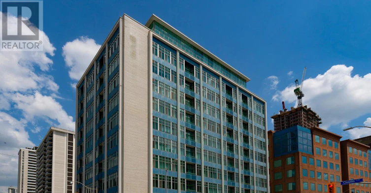 302-1901 Yonge Street, Toronto, ON, M4S 1Y6