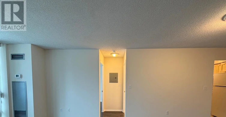 1009-1 Pemberton Avenue, Toronto, ON, M2M 4L9 - 4