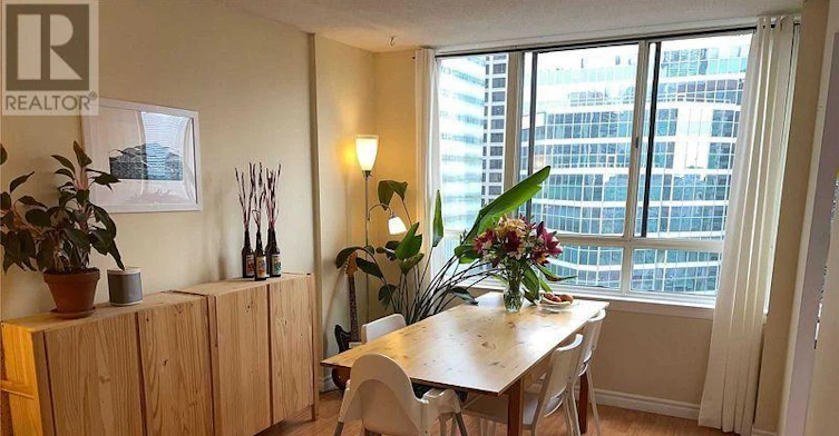 2021-633 Bay Street, Toronto, ON, M5G 2G4 - 7