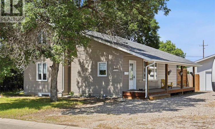 312 3rd Street W