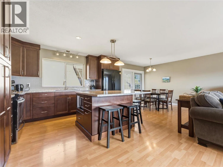 6512 Blue Jay Road, Vernon, BC, V1H 1W4 - 35