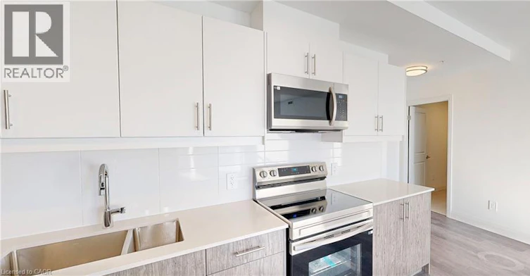 1205-1333 Weber Street E, Kitchener, ON, N2A 1C2 - 2