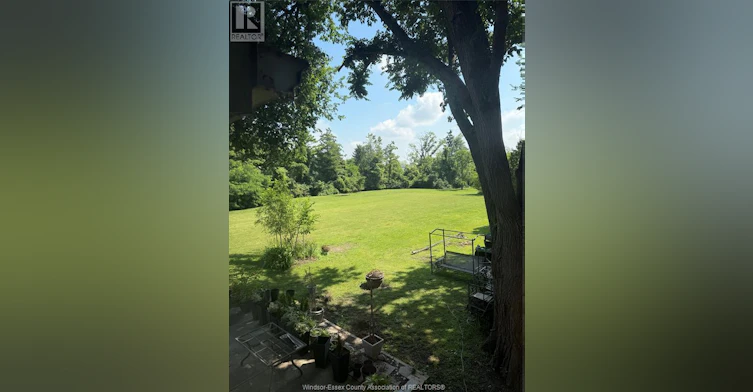 UPPER-695 Front Road North, Amherstburg, ON, N9V 2V6 - 2