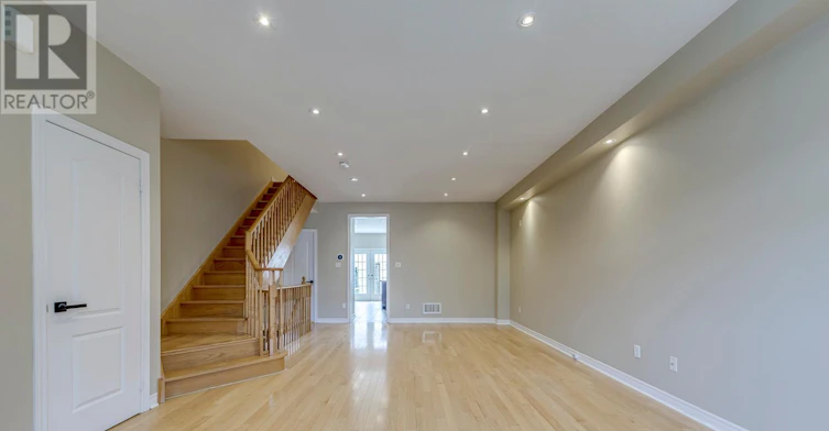 5494 Tenth Line W, Mississauga, ON, L5M 0G5 - 9