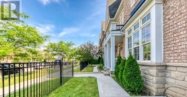 5494 Tenth Line W, Mississauga, ON, L5M 0G5 - 4