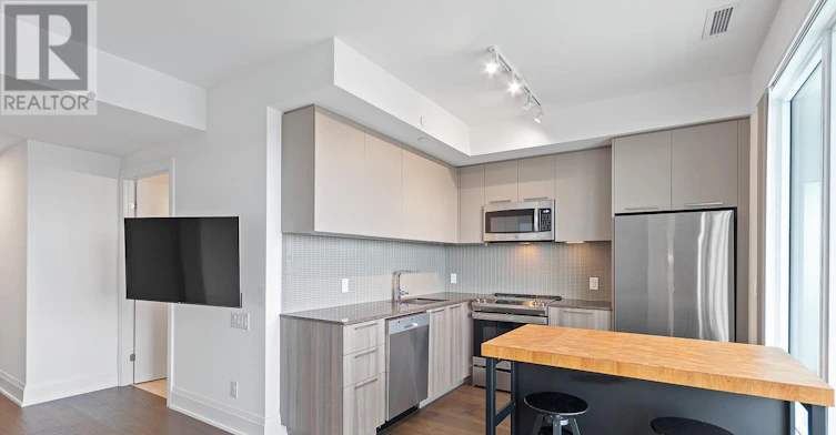 809-20 Brin Drive, Toronto, ON, M8X 0B2 - 8