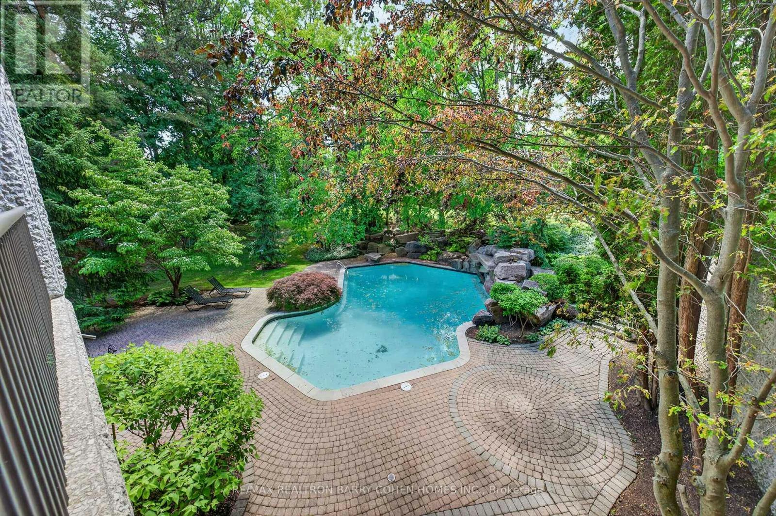 30 High Point Road, Toronto, ON, M3C 2R3 - 18