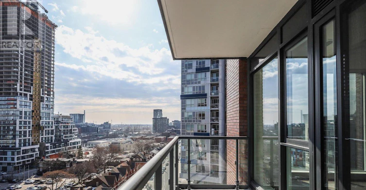 902-130 River Street, Toronto, ON, M5A 0R8 - 33