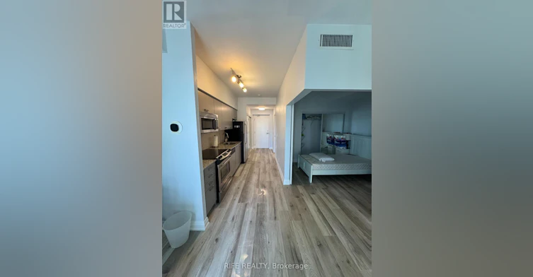1707-832 Bay Street, Toronto, ON, M5S 1Z6 - 3