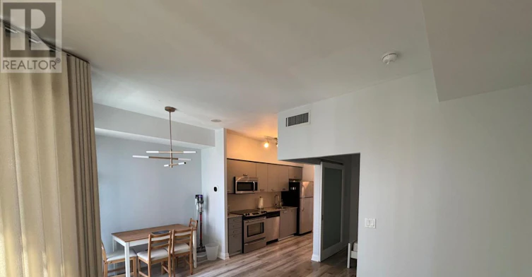 1707-832 Bay Street, Toronto, ON, M5S 1Z6 - 2