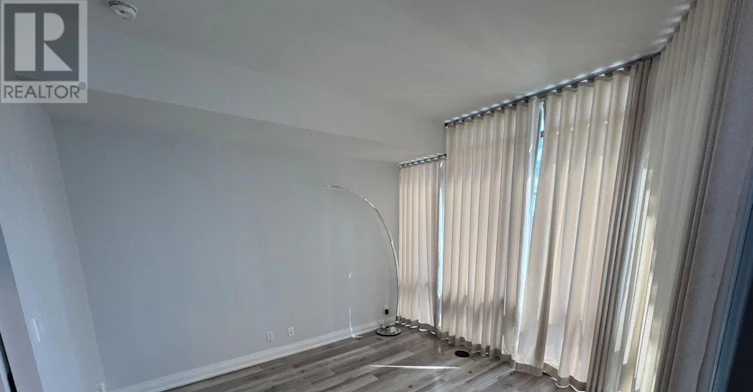 1707-832 Bay Street, Toronto, ON, M5S 1Z6 - 8