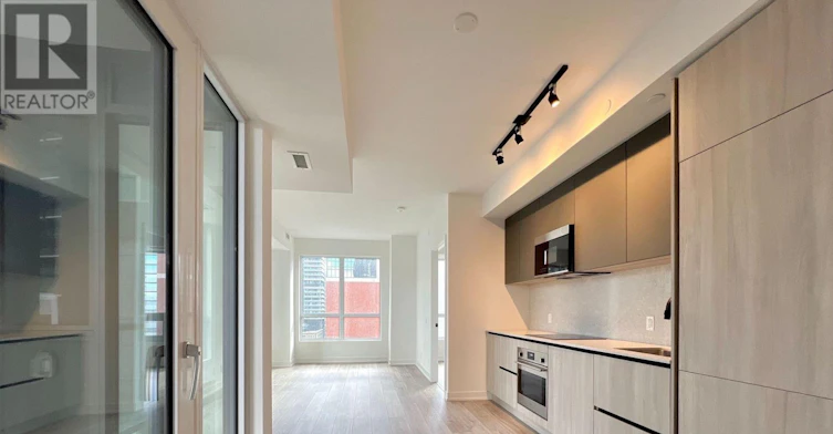 1107-108 Peter Street, Toronto, ON, M5V 2G7 - 2