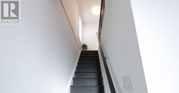 11 Dayton Avenue, Toronto, ON, M8Z 3L8 - 2