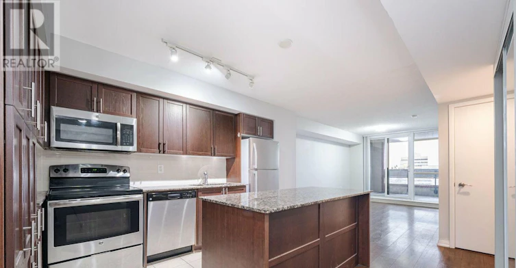 501-830 Lawrence Avenue W, Toronto, ON, M6A 0B6 - 18
