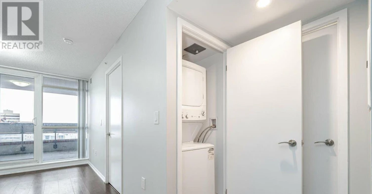501-830 Lawrence Avenue W, Toronto, ON, M6A 0B6 - 22