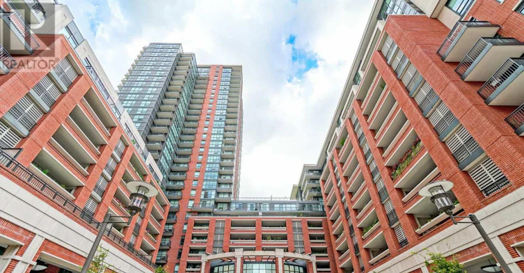 501-830 Lawrence Avenue W, Toronto, ON, M6A 0B6