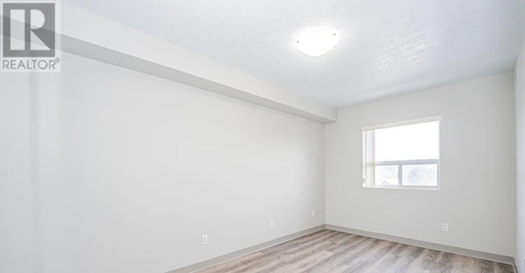 610-274 Erb Street W, Waterloo, ON, N2L 1W2 - 12