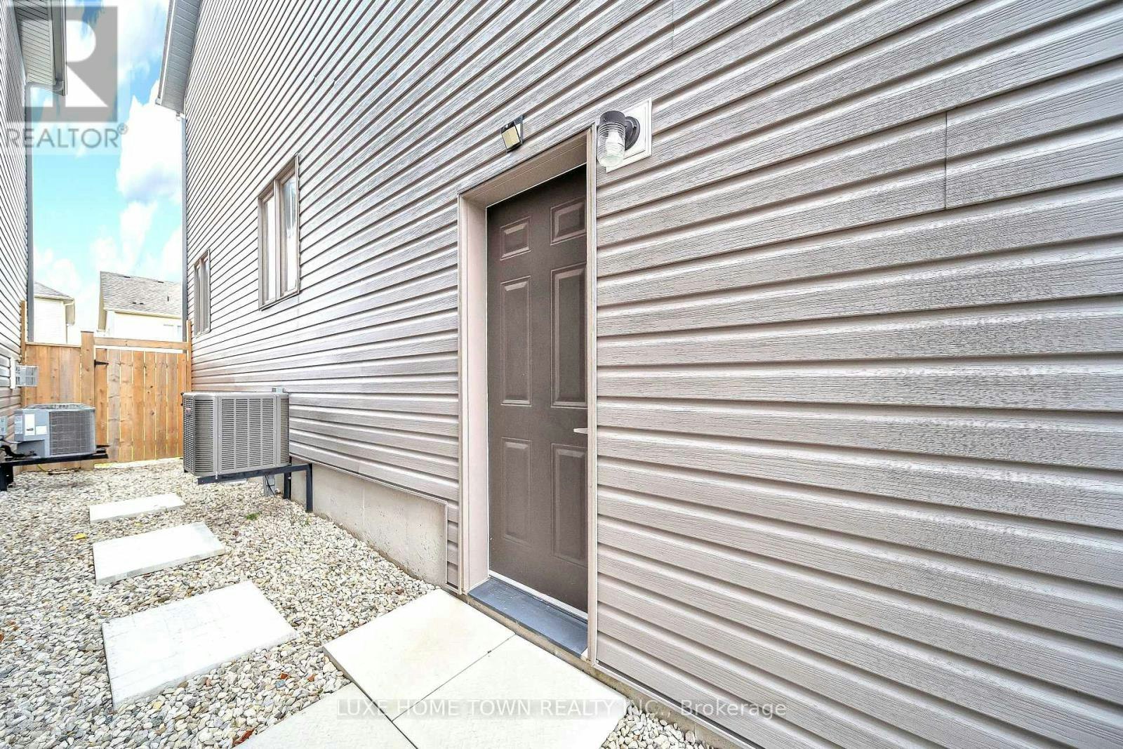 26 Gibbs Way, Centre Wellington, ON, N1M 0G7 - 35