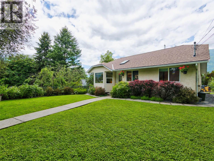 1007 Hoover Street, Nelson, BC, V1L 4X9 - 65