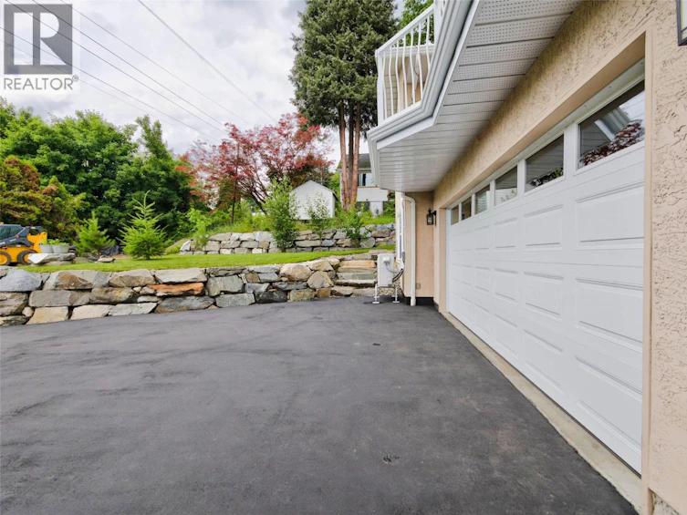 1007 Hoover Street, Nelson, BC, V1L 4X9 - 72