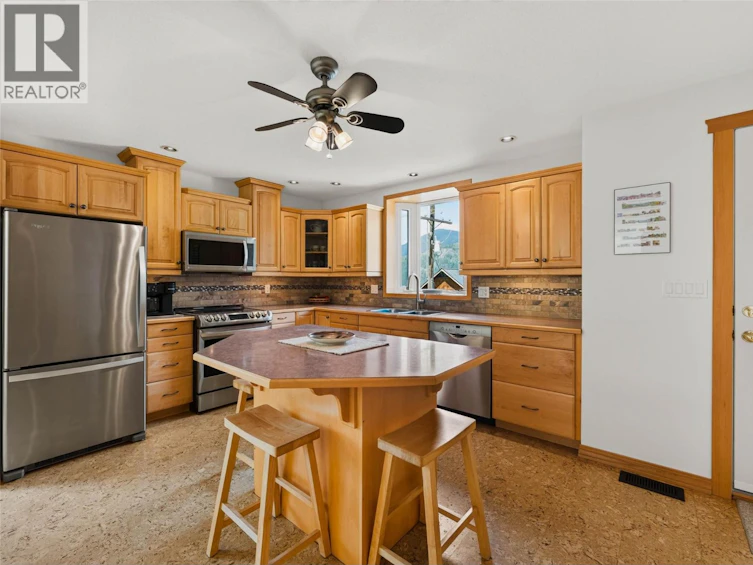1007 Hoover Street, Nelson, BC, V1L 4X9 - 6