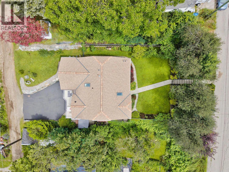 1007 Hoover Street, Nelson, BC, V1L 4X9 - 3
