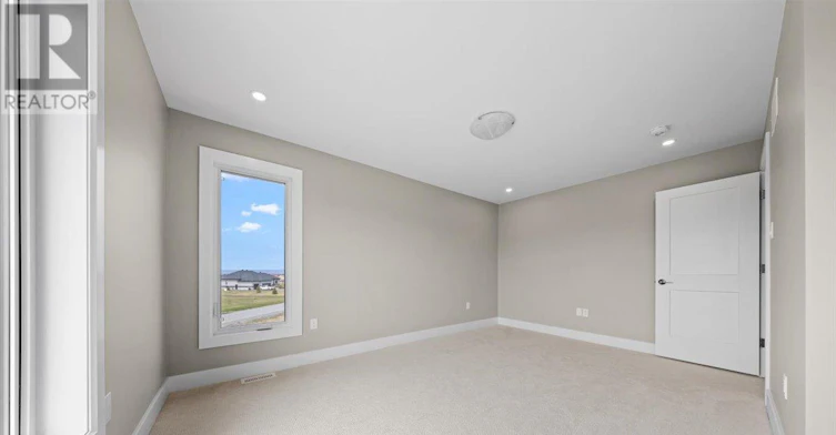 72 Synergy Way, Ottawa, ON, K2W 0K3 - 29
