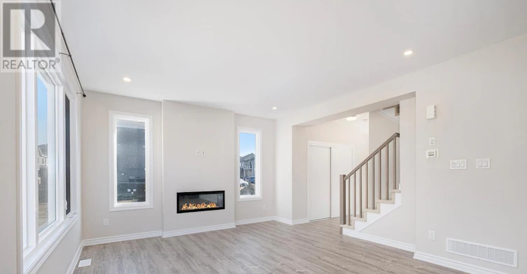 332 Peninsula Road, Ottawa, ON, K2J 7L3 - 3