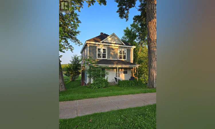 151 Mackay Street