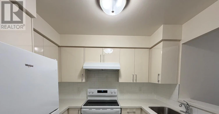 PH16-39 Pemberton Avenue, Toronto, ON, M2M 4L6 - 3