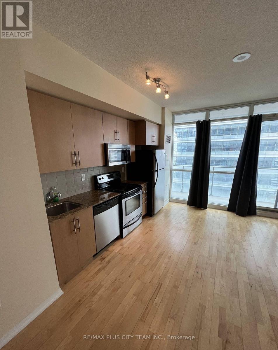 2206-65 Bremner Boulevard, Toronto, ON, M5J 0A7 - 3