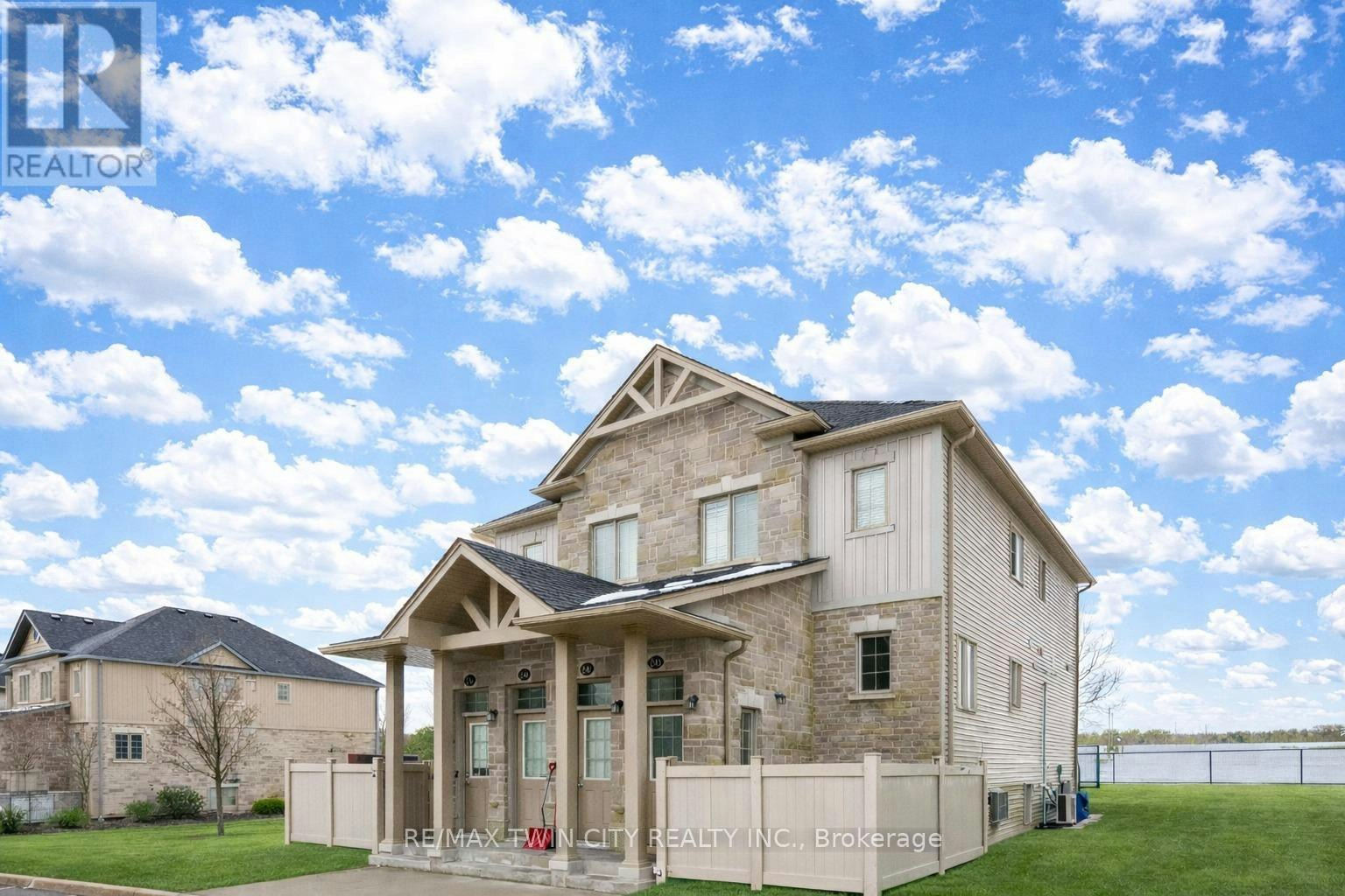 24D-388 Old Huron Road, Kitchener, ON, N2R 0J5