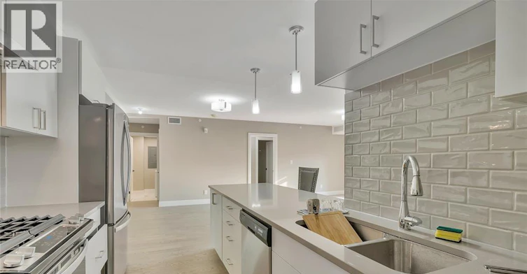 303-2550 Sandwich West Parkway, Lasalle, ON, N9E 2R6 - 10
