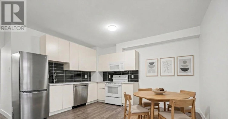 B-1225 Ridgemont Avenue, Ottawa, ON, K1V 6E6 - 2