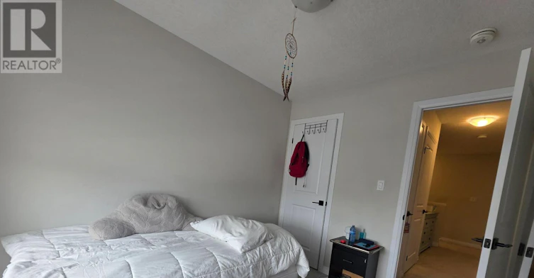 9 Valencia Avenue, Kitchener, ON, N2R 0R7 - 13