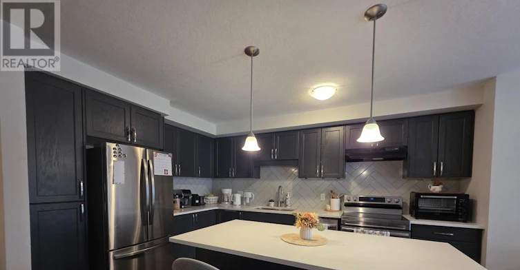 9 Valencia Avenue, Kitchener, ON, N2R 0R7 - 7