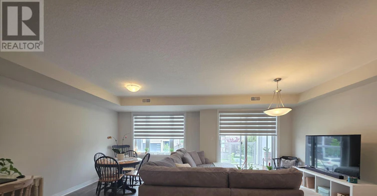 9 Valencia Avenue, Kitchener, ON, N2R 0R7 - 3