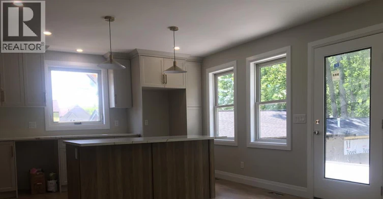 2496 Front Road, Lasalle, ON, N9J 2C4 - 9