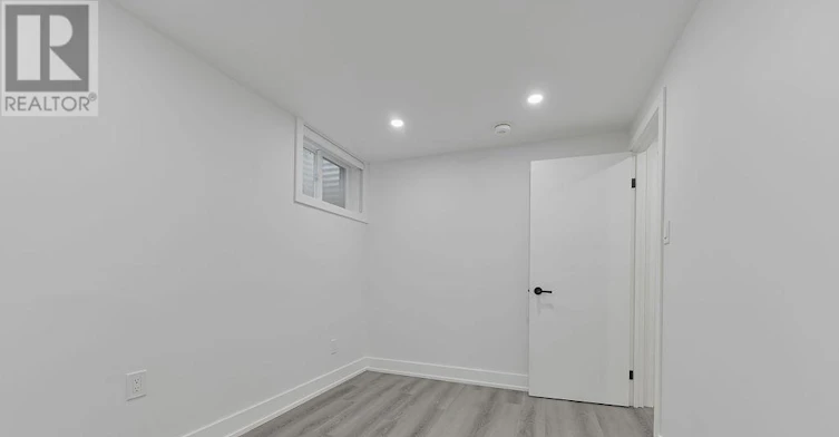 LOWER-989 Old Cummer Avenue, Toronto, ON, M2H 1W5 - 17