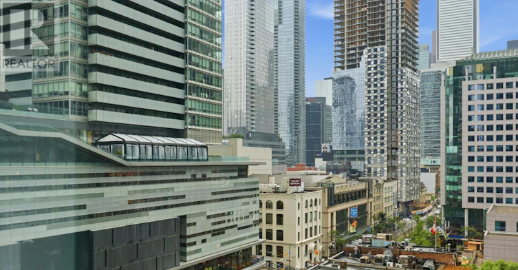 802-327 King Street W, Toronto, ON, M5V 0W7 - 21