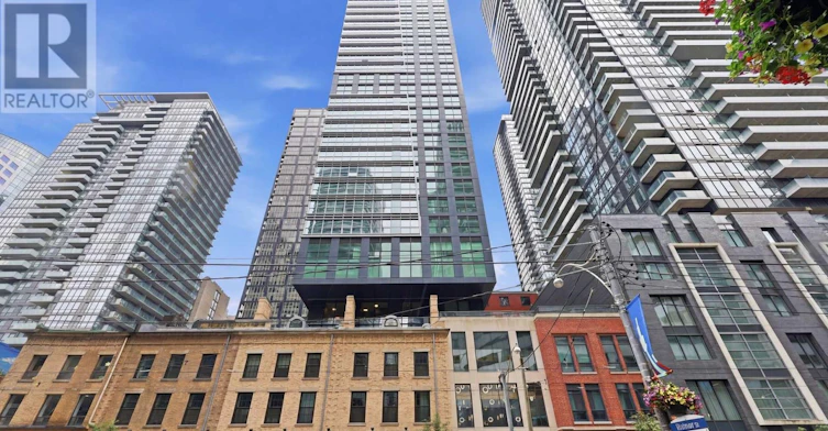 802-327 King Street W, Toronto, ON, M5V 0W7 - 2