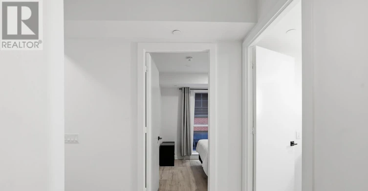802-327 King Street W, Toronto, ON, M5V 0W7 - 9