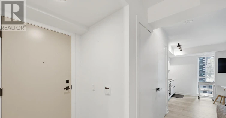 802-327 King Street W, Toronto, ON, M5V 0W7 - 12