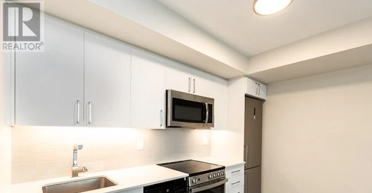 38 Monte Kwinter Court, Toronto, ON, M3H 0E2 - 8